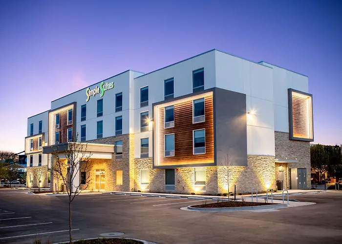 Pet Friendly hotel: Simple Suites Boise Airport