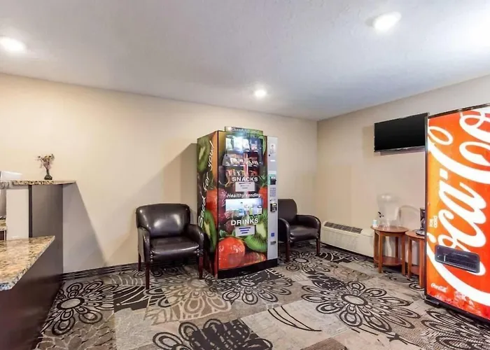 Hotel near College: Lotus By Hotel Inn